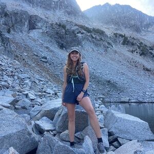 Meet your Posher, Danica